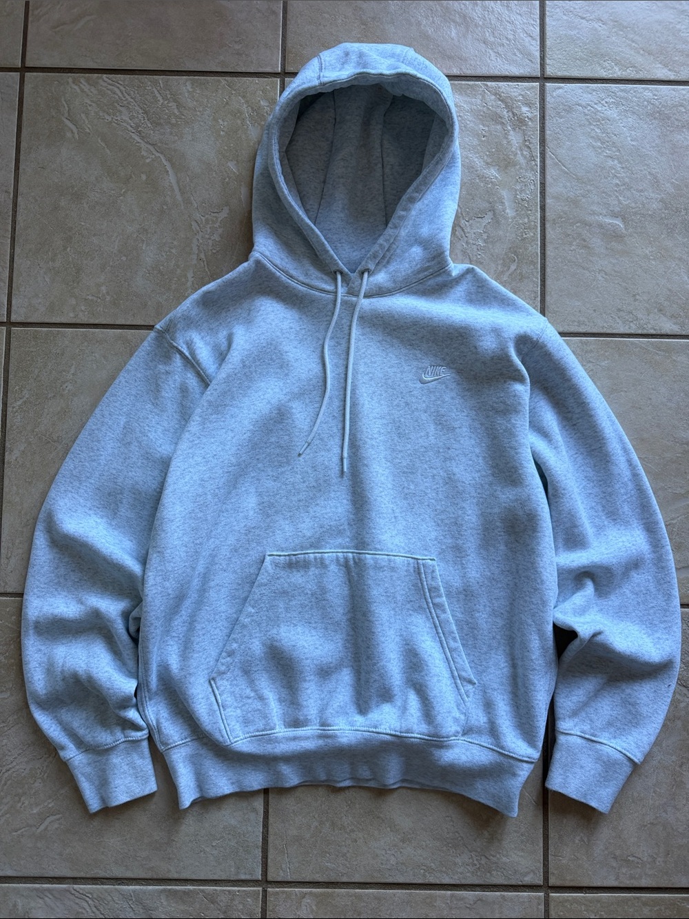 Nike Men's Gray Pullover Hoodie